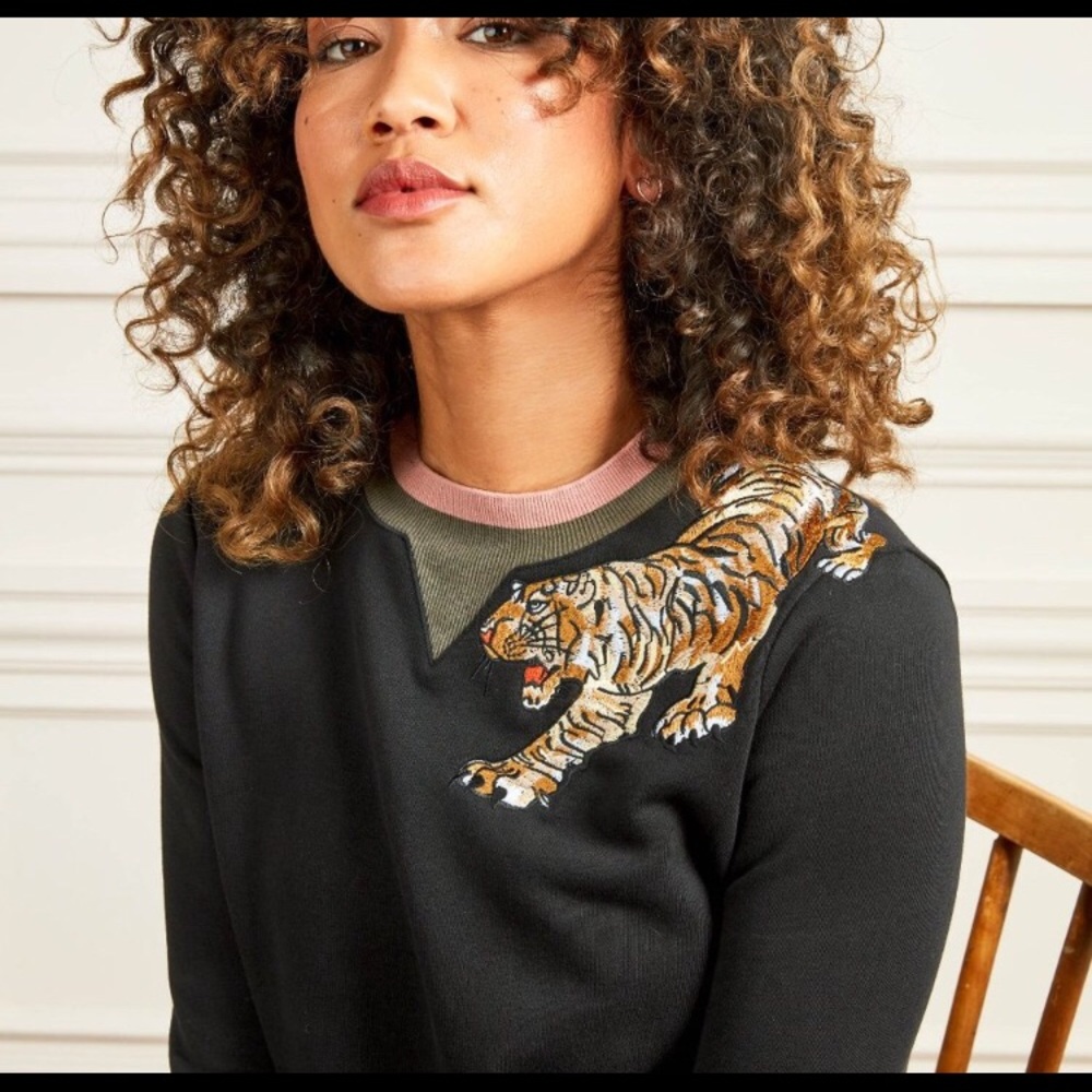 NEW! $129 Stella & Dot Lady Boss Pullover